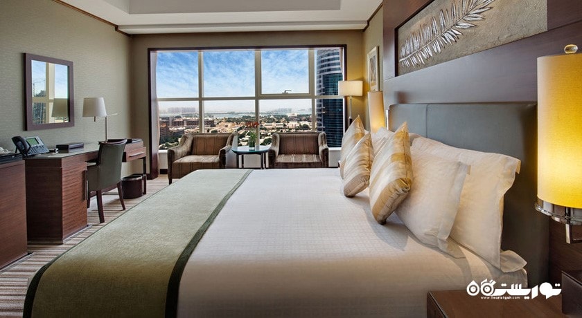 نمای تخت بزرگ اتاق دلوکس