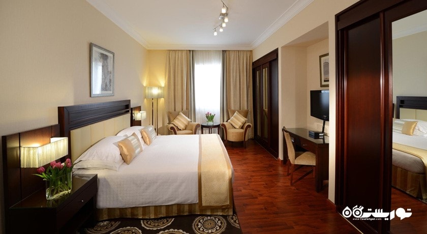 تخت بزرگ سوئیت دوخوابه