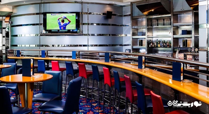 نمای کلی از بار استودیو وان