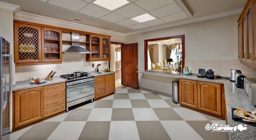 نمای آشپزخانه سوئیت پنت هاوس
