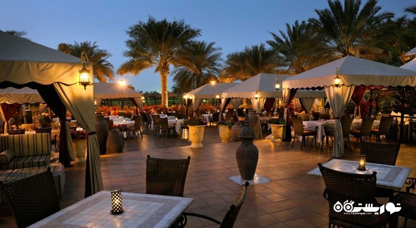 نمای رستوران خاورمیانه ای الخیما