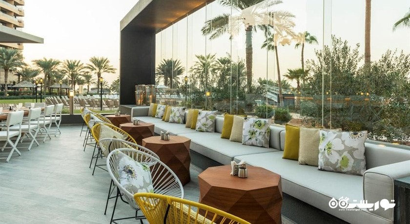 نمای رستوران بین المللی براسری