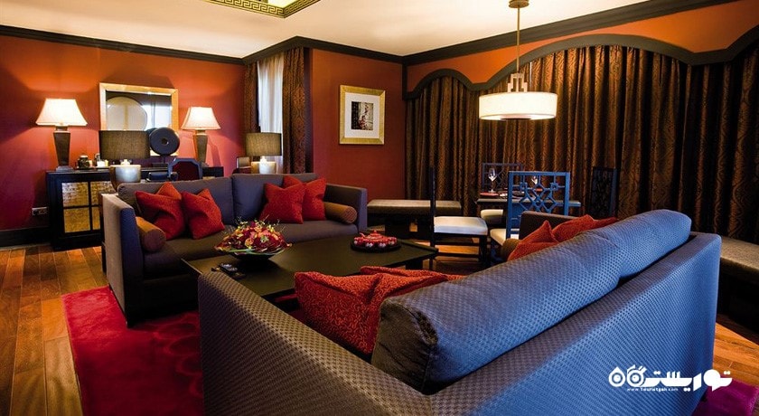 محوطه نشیمن سوئیت فمیلی