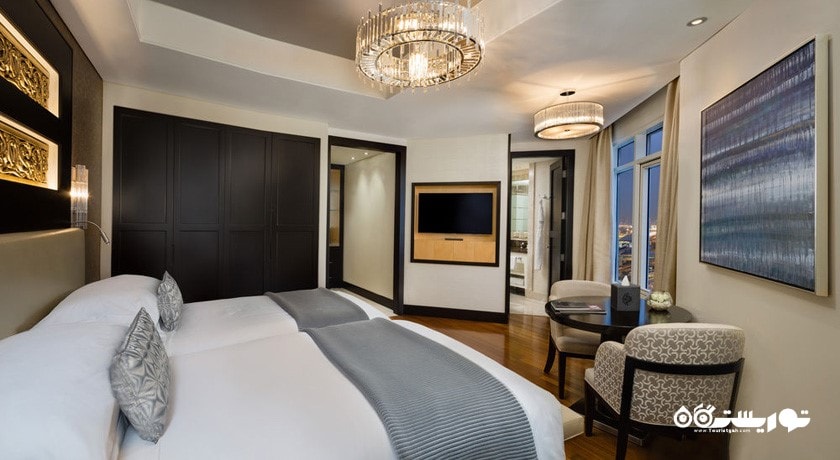 نمای تخت بزرگ اتاق سوپریور