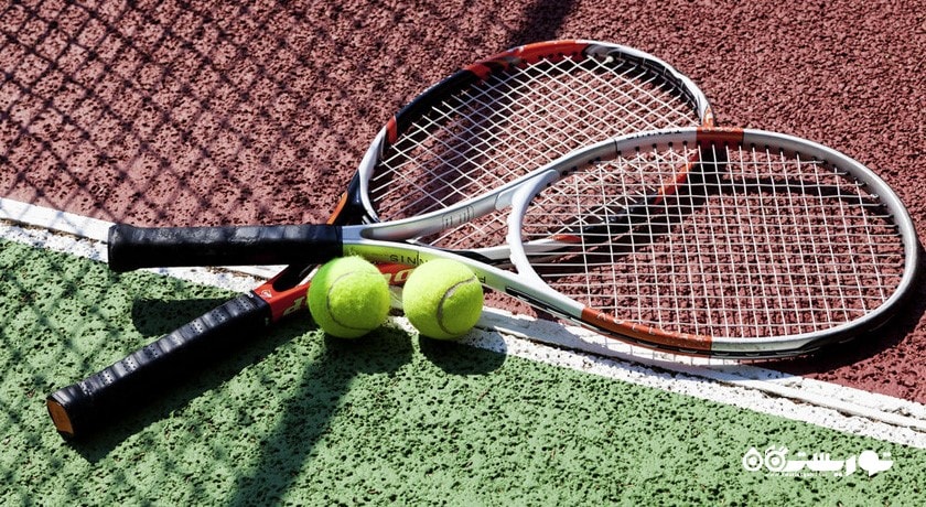 زمین تنیس اختصاصی هتل