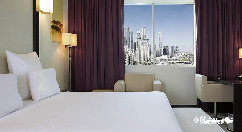 نمای تخت بزرگ اتاق سوپریور