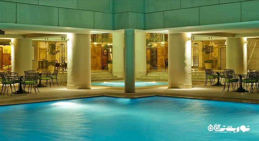 استخر روباز هتل شراتون خور دبی اند تاورز