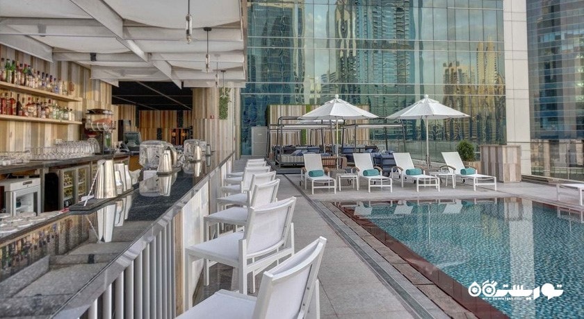 استخر روباز هتل اشتایگن برگر بیزینس بی