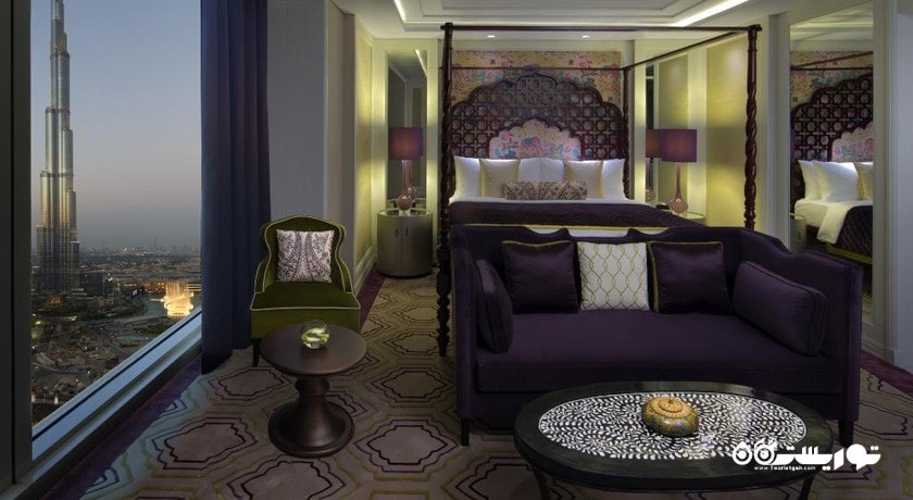 نمای تخت بزرگ سوئیت هتل