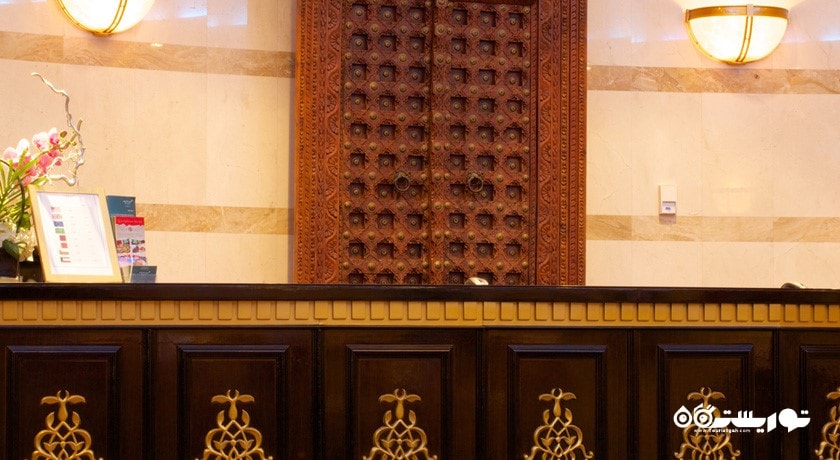 میز پذیرش هتل تامانی مارینا