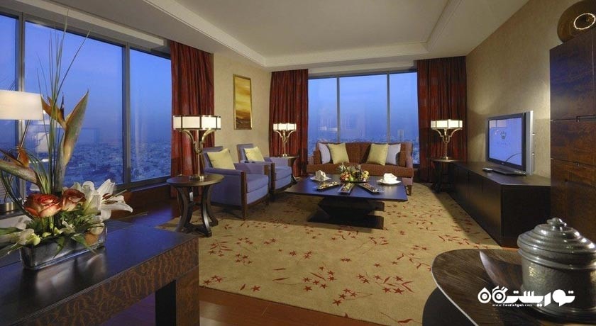 محوطه نشیمن سوئیت پرمیوم