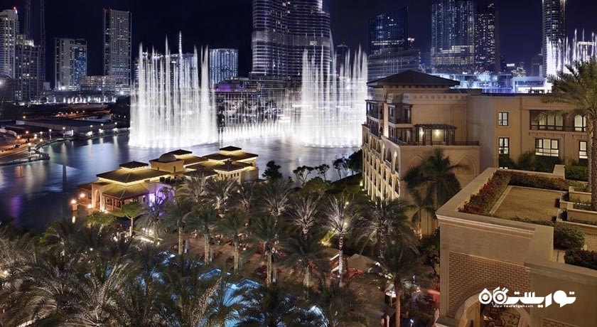 نمای آبنمای هتل دِ پلس دان تان دبی