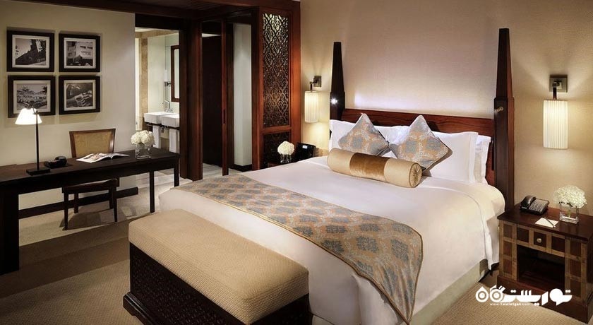 نمای تخت بزرگ اتاق پلس