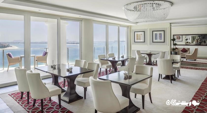 کلاب لانج هتل والدورف آستوریا دبی