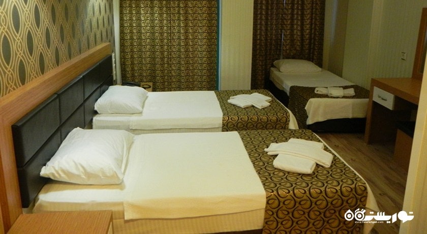 اتاق تریپل هتل ایلیت باشاران