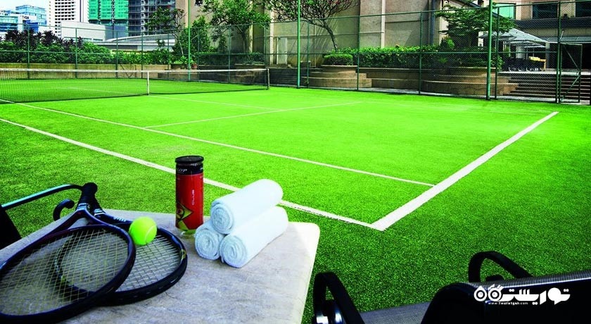 زمین تنیس اختصاصی هتل