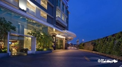 درب ورودی هتل رامادا پلازا کوالالامپور