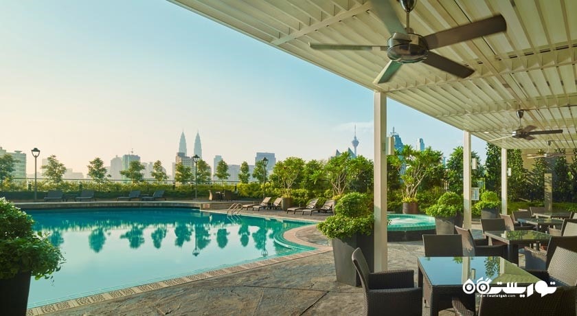 استخر روباز هتل سان وی پوترا