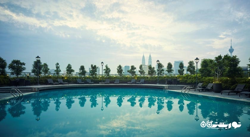 استخر روباز هتل سان وی پوترا