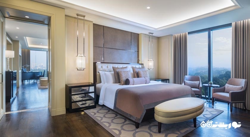 تخت بزرگ سوئیت جان جیکوب آستور