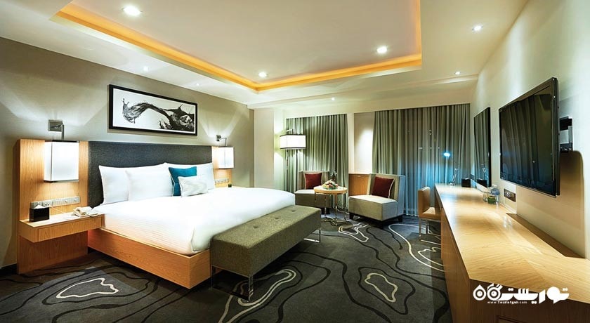 تخت بزرگ اتاق پرمیر کلاب