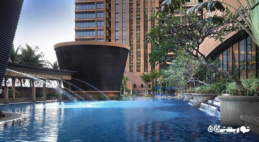 استخر روباز هتل برجایا تایمز اسکوئر