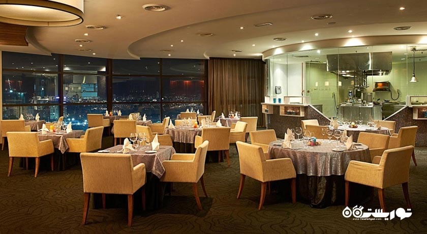 رستوران سمپلینگ آن دِ فورتینت