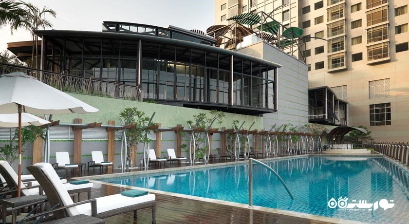 استخر روباز هتل گاردنز اند رزیدنس