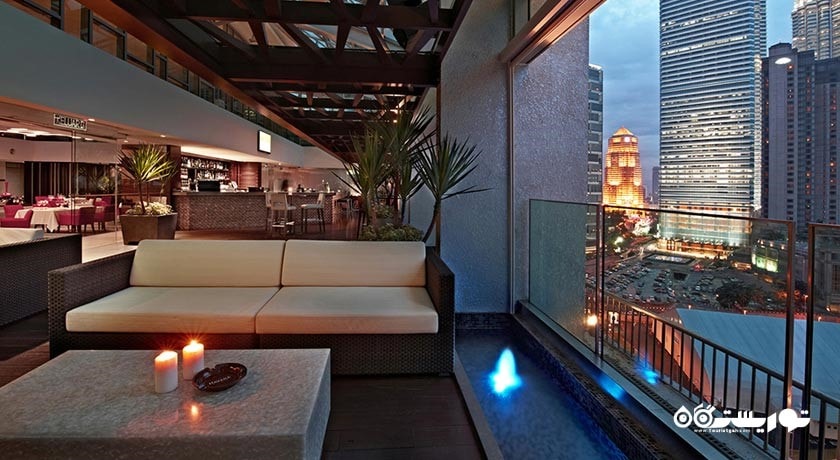 نمای رستوران و بار سیدار آن فیفتین