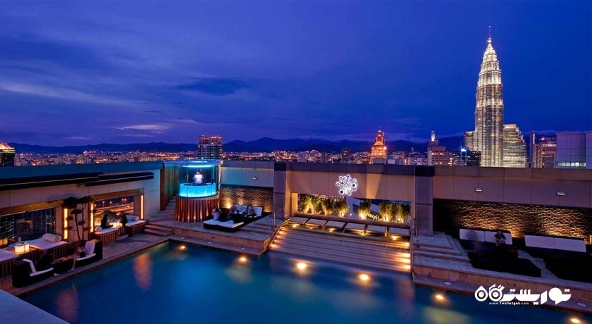 محوطه نشیمن در فضای باز 