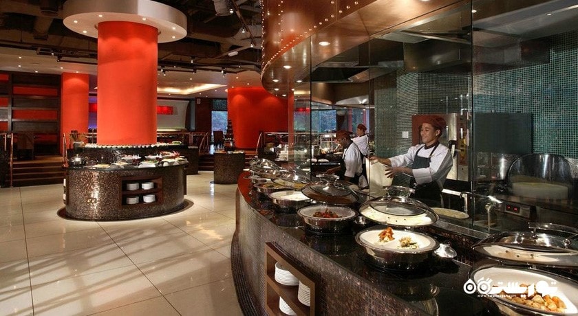 نمای رستوران بین المللی تمپتیشنز