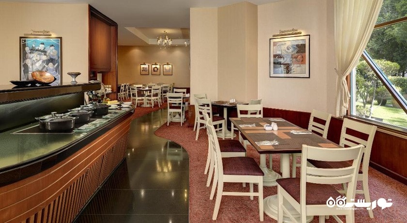 نمای کلی از کافه ات لنسن