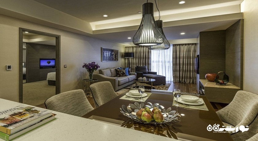 میز غذاخوری آپارتمان پرمیر