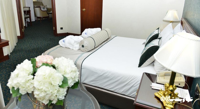 نمای تخت بزرگ سوئیت کرنر