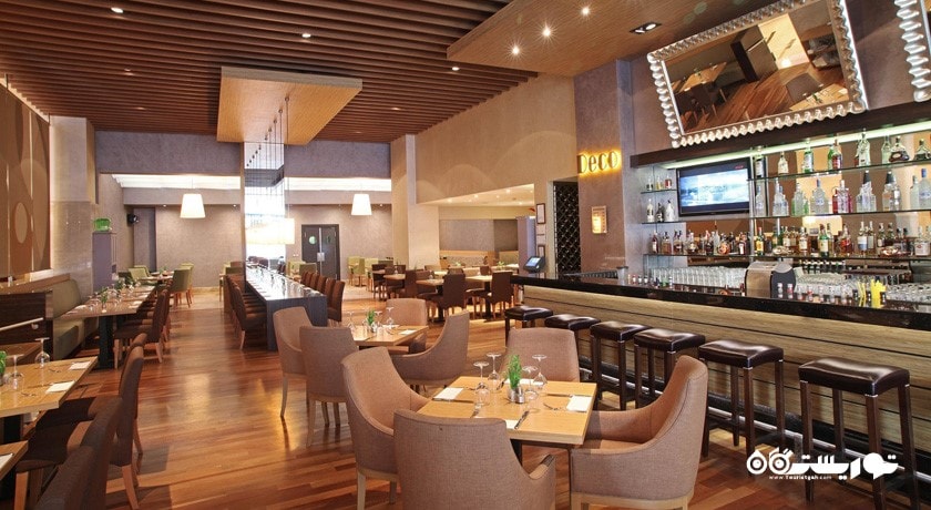 بار دکو هتل هالیدی این شیشلی