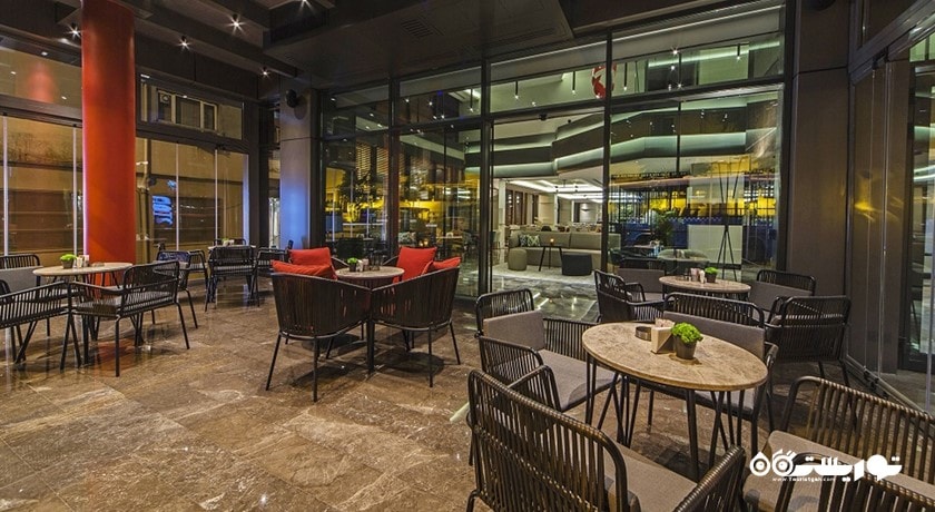 کافه لایو هتل آرتز استانبول