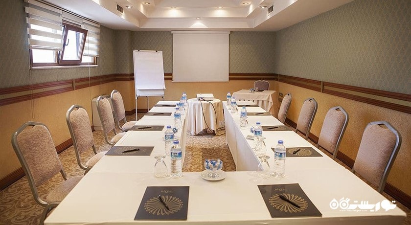 اتاق برگزاری جلسات در هتل