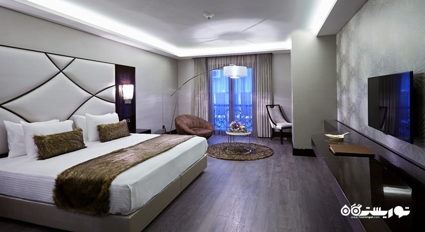 نمای تخت بزرگ اتاق دلوکس