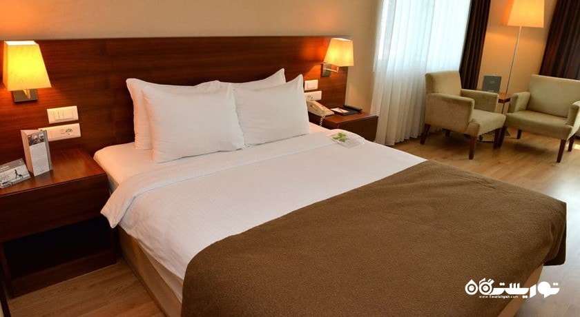 تخت بزرگ اتاق فرنچ دلوکس