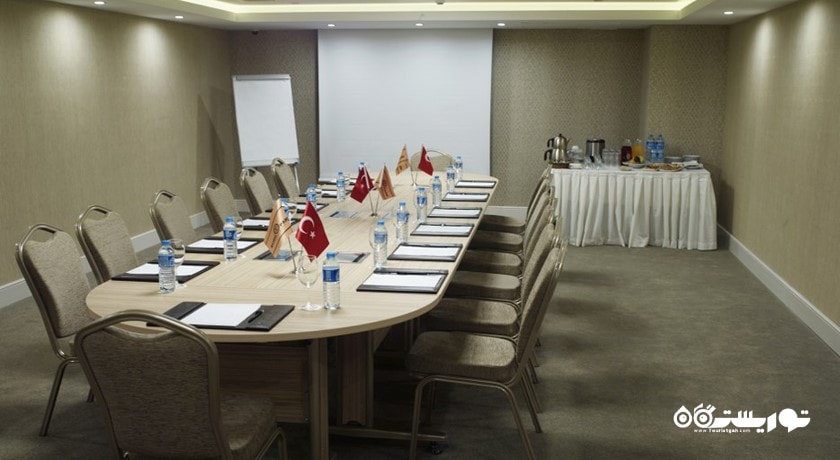 اتاق برگزاری جلسات در هتل