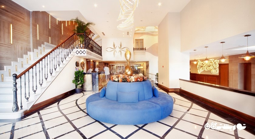 نمای لابی هتل گرند د پرا