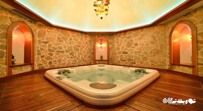 جکوزی مرکز سلامتی و اسپا