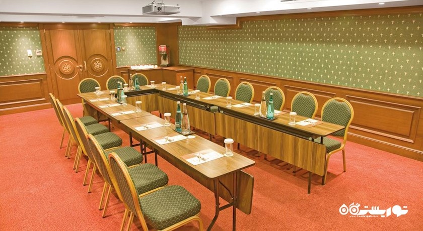 اتاق برگزاری جلسات در هتل