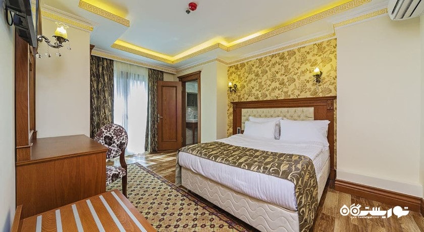 نمای تخت بزرگ اتاق دلوکس