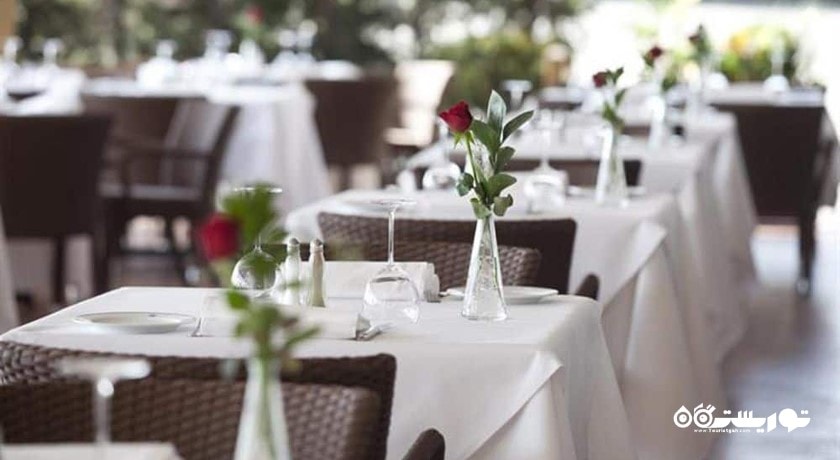 محوطه فضای باز رستوران تراس