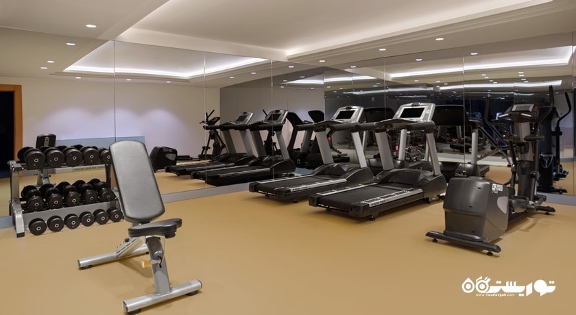 سالن ورزشی هتل لازونی