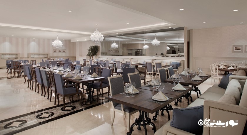 رستوران نوستونی هتل لازونی