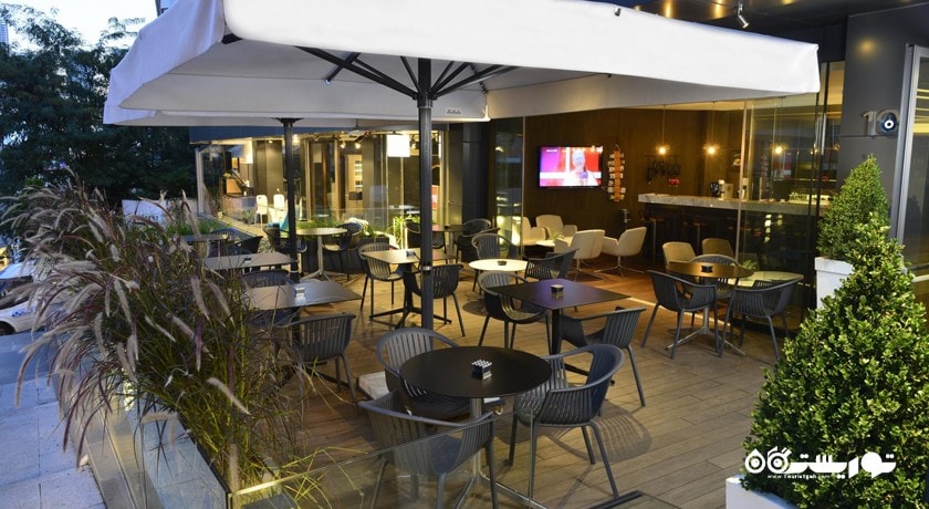 نمای بار و کافه هنگ اوت