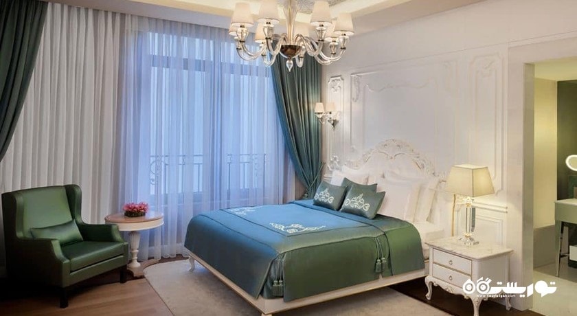 نمای تخت بزرگ اتاق دلوکس