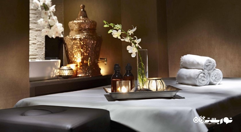 تخت ماساژ مرکز سلامتی و اسپا